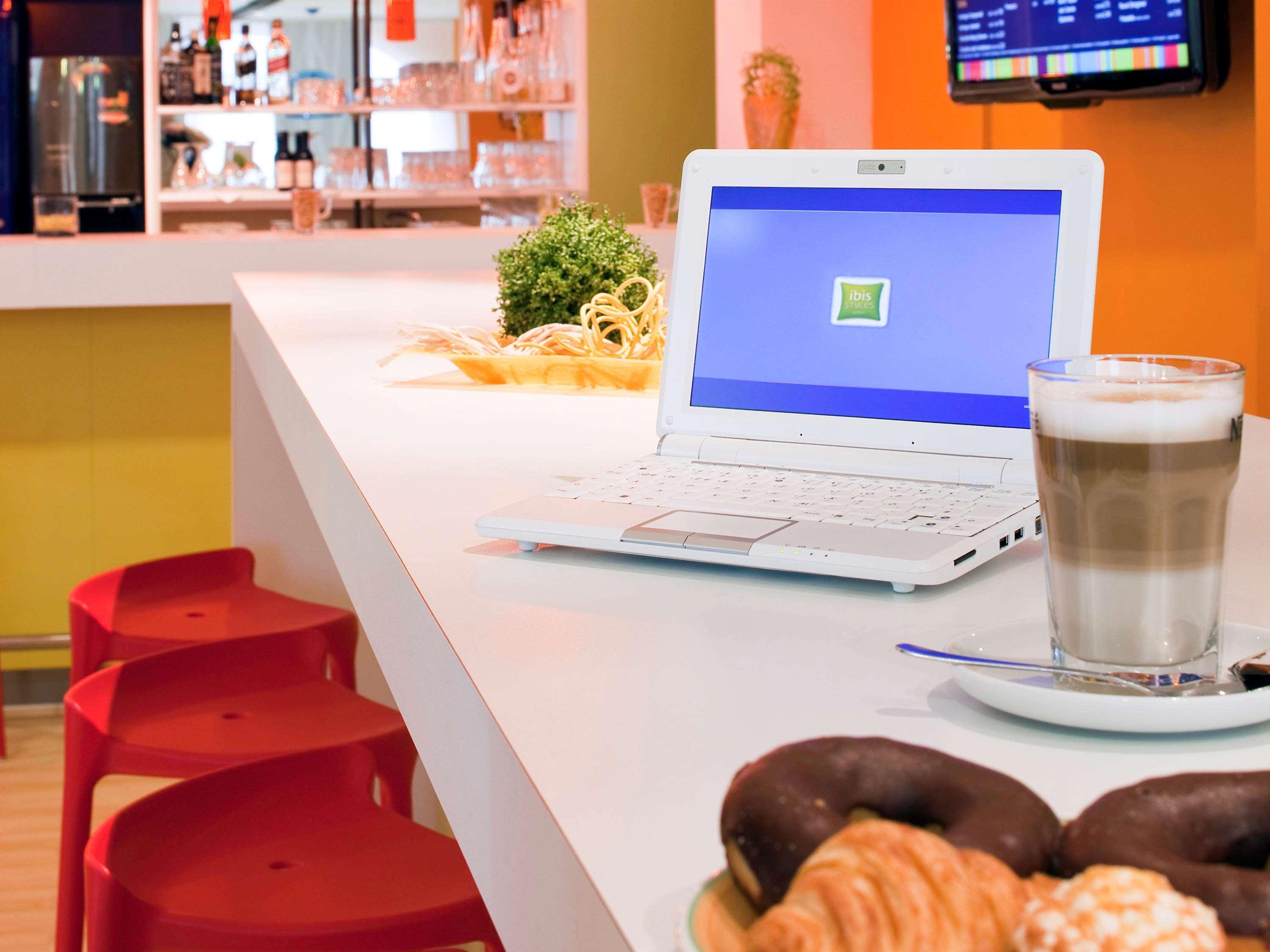 Ibis Styles Duesseldorf-Neuss Hotel Екстериор снимка