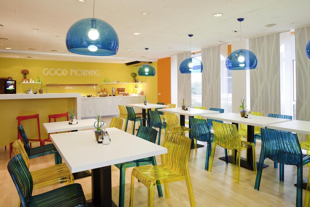 Ibis Styles Duesseldorf-Neuss Hotel Екстериор снимка
