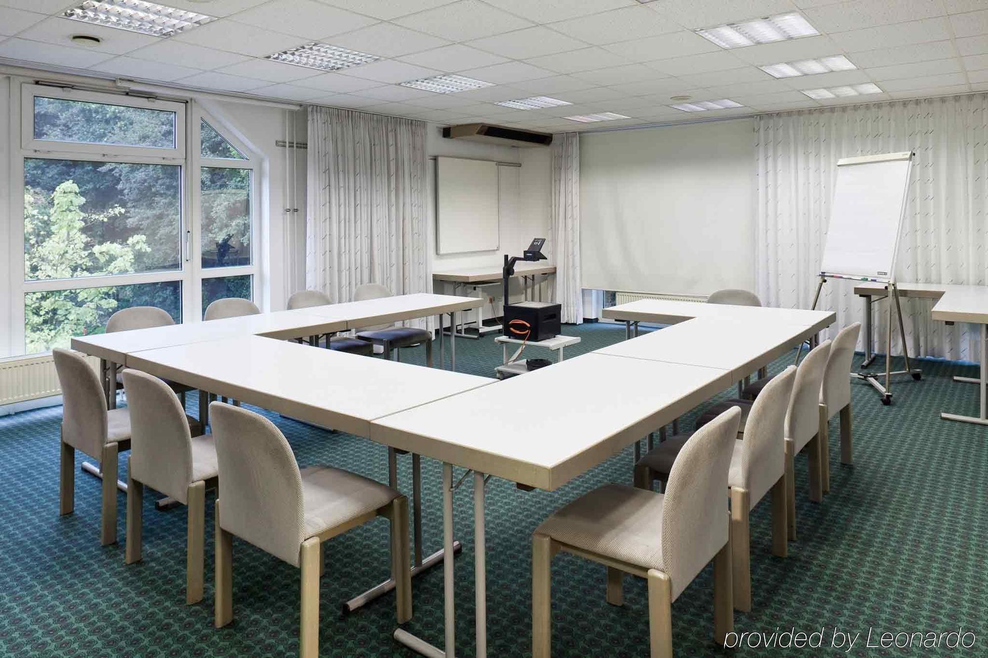 Ibis Styles Duesseldorf-Neuss Hotel Екстериор снимка